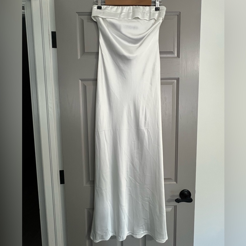 Hello Molly Coolness Calling White Satin Maxi Dress- size 6